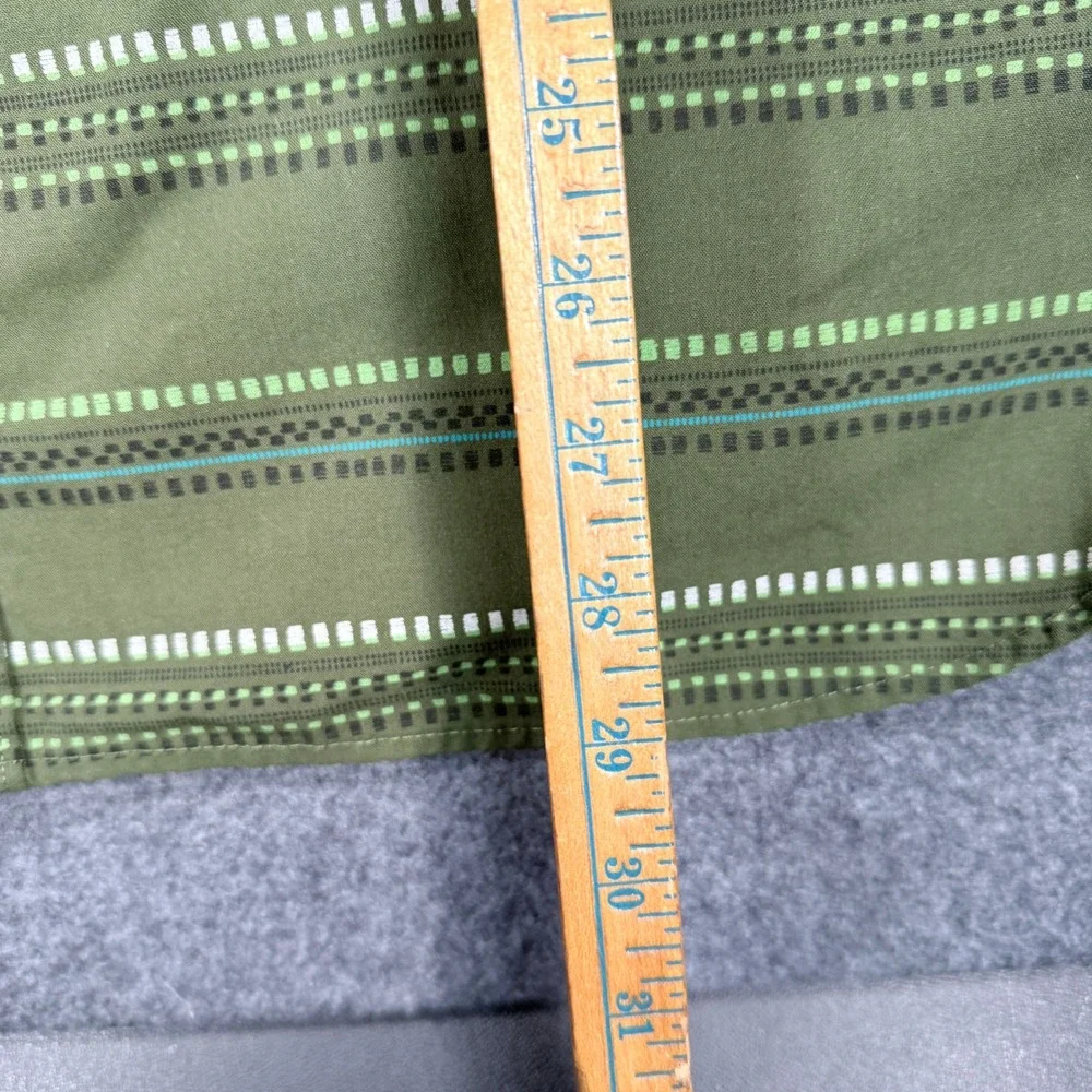 The North Face Mens Large Green Geometric Stripe Button Down Shirt NF0A3KEZ